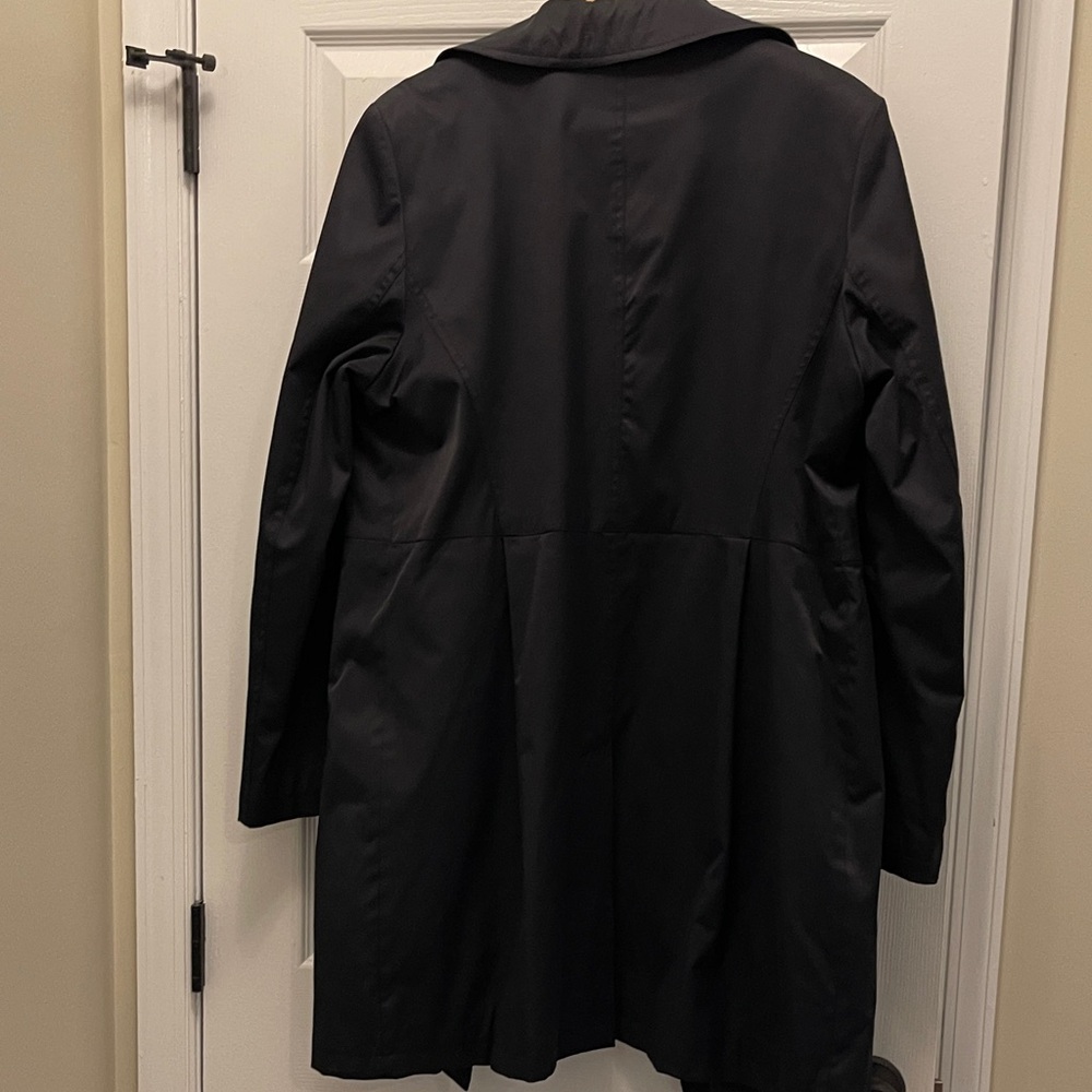 Vintage DKNY Women's Elegant Black Trench Coat - Picture 6 of 9